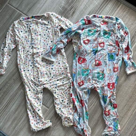 Magnetic me size 3-6 modal pajamas Christmas set of 2 - Picture 1 of 6